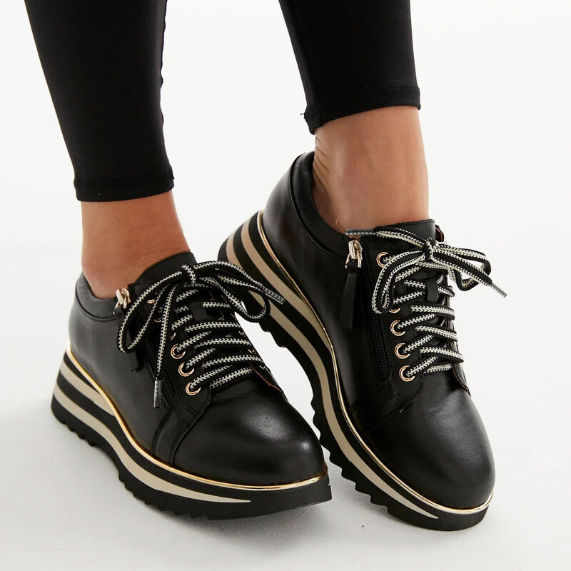 Alfie & Evie Hosting Shoe image number 1